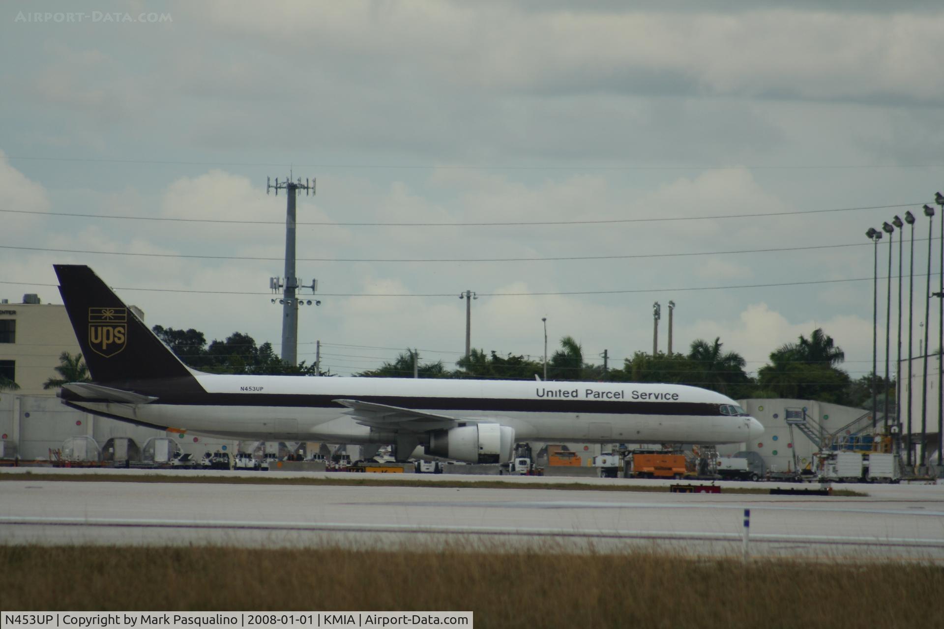 N453UP, 1995 Boeing 757-24APF C/N 25474, Boeing 757-200F