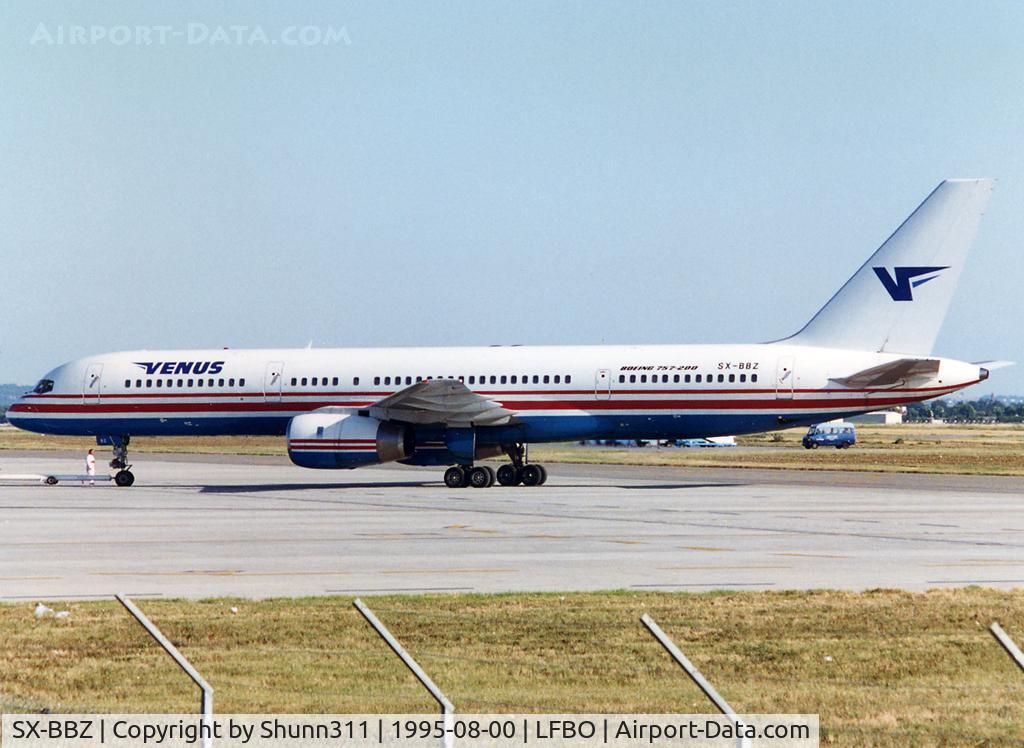 SX-BBZ, 1990 Boeing 757-236 C/N 24792, Push back for ATH... Defunct company
