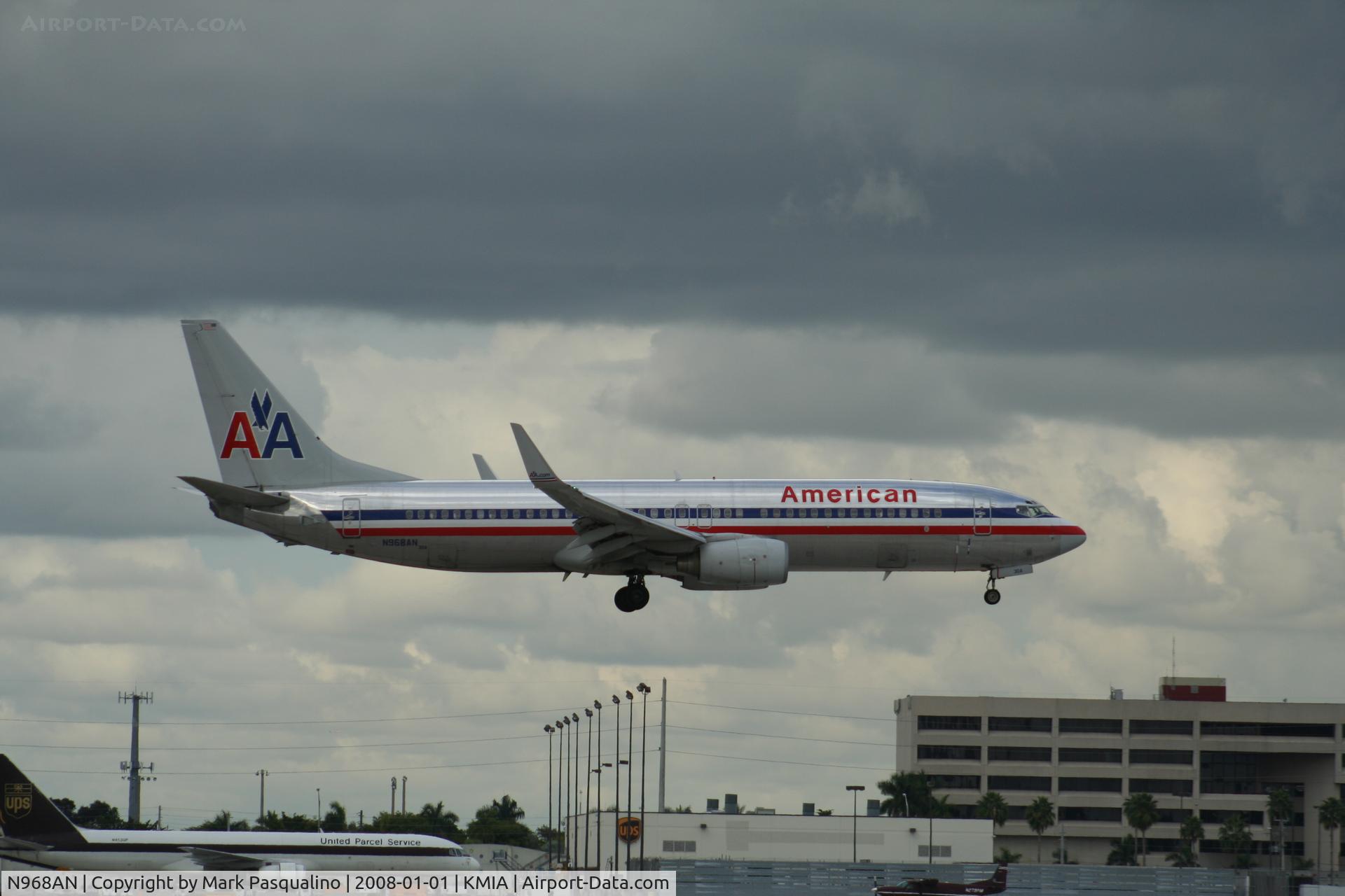 N968AN, 2001 Boeing 737-823 C/N 30095, Boeing 737-800
