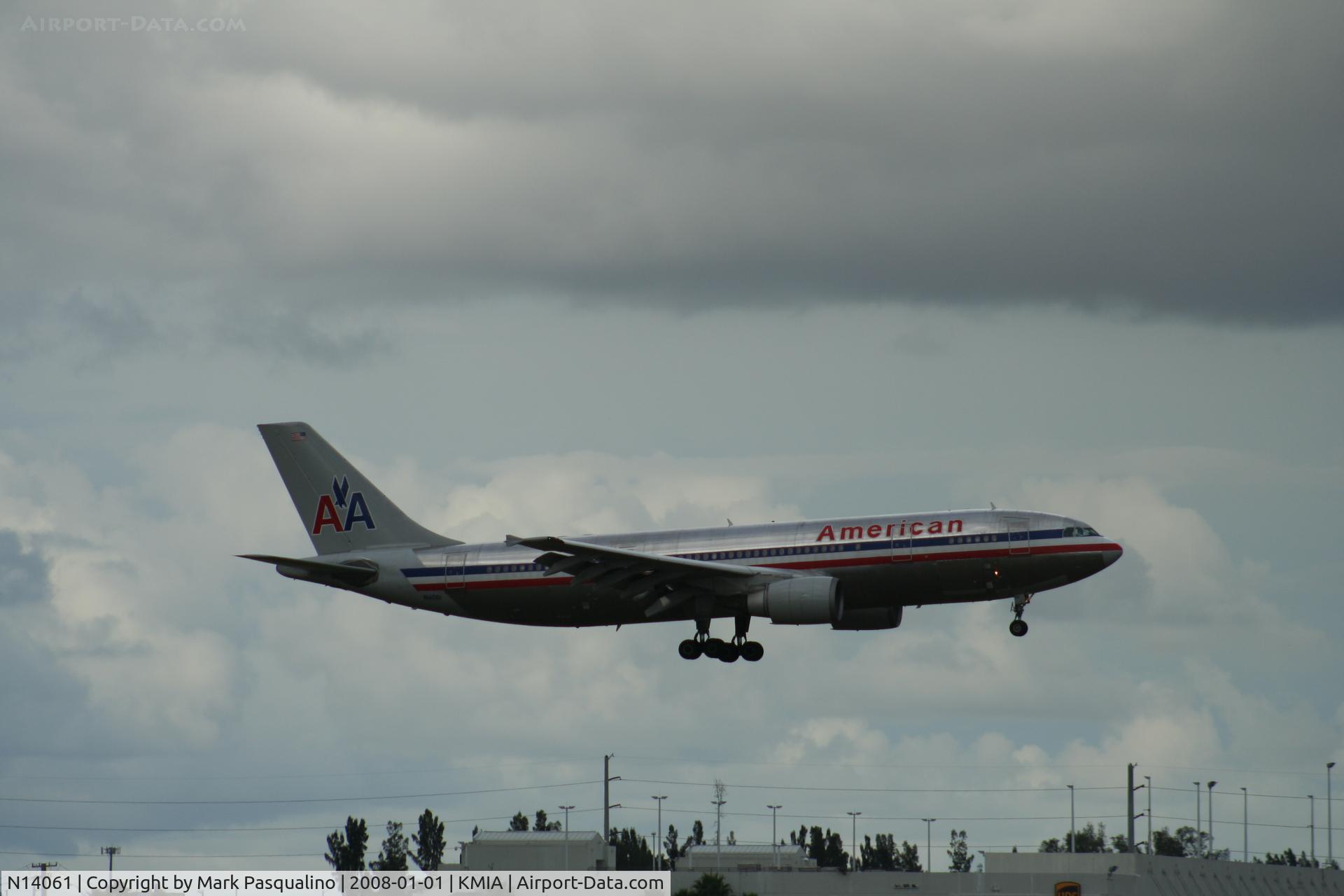 N14061, 1988 Airbus A300B4-605R C/N 471, Airbus A300B4-605R
