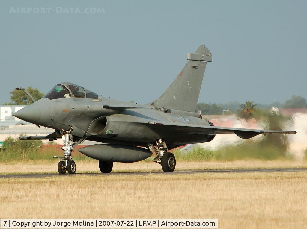 7, Dassault Rafale M C/N 7, Taxi to RWY 33 for take off, amazing plane..!
