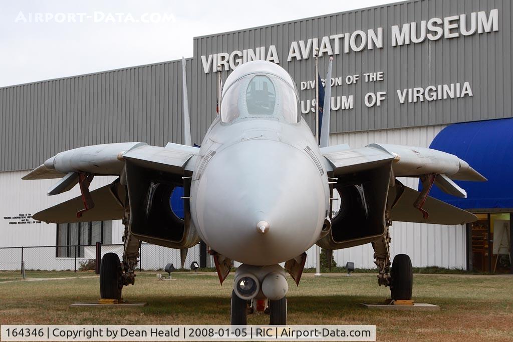 164346, 1992 Grumman F-14D Tomcat C/N 621, Head-on shot of this F-14D at the Virginia Aviation Museum at Richmond Int'l Airport (KRIC).