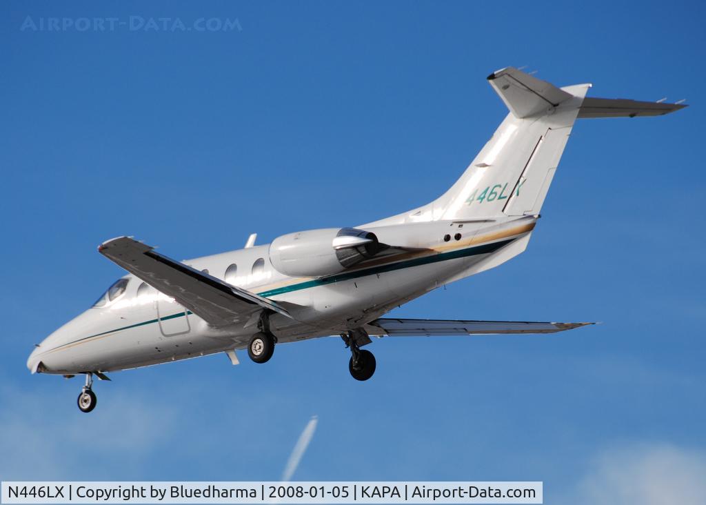 N446LX, 2000 Raytheon Beechjet 400A C/N RK-299, Approach to 17L