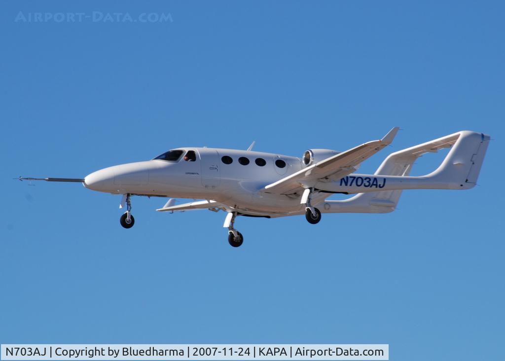 N703AJ, 2007 Adam Aircraft A700 C/N 0003, Approach to 17L
