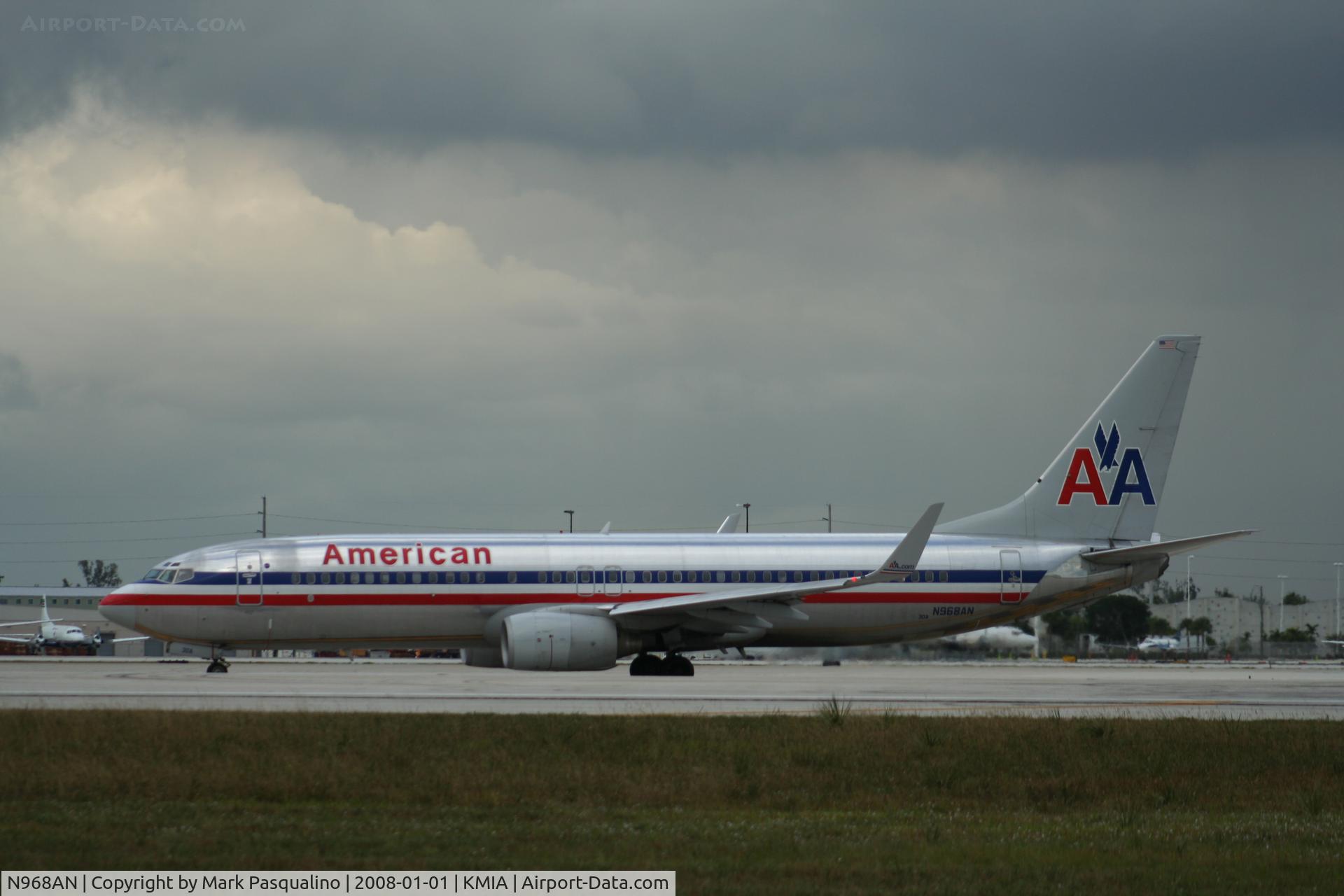 N968AN, 2001 Boeing 737-823 C/N 30095, Boeing 737-800