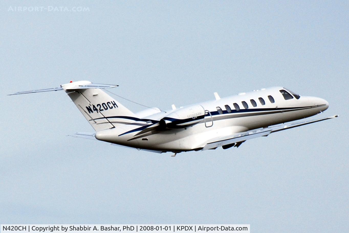 N420CH, 2007 Cessna 525B CitationJet Cj3 C/N 525B0151, Shortly after take off from the northern runway.