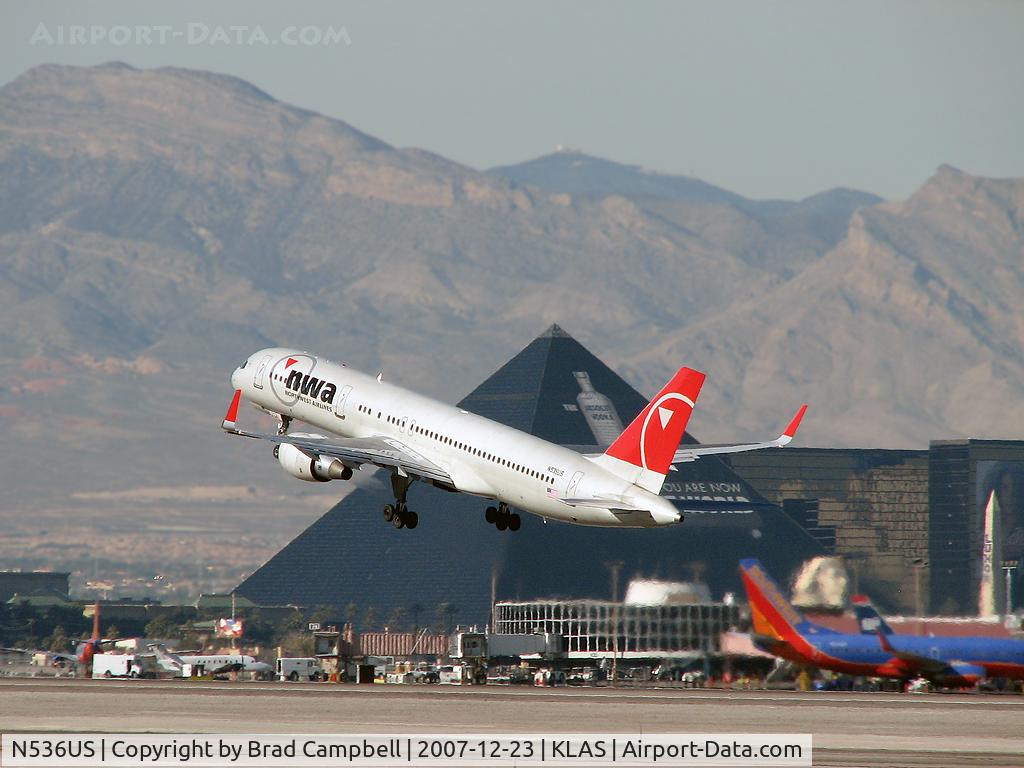 N536US, 1995 Boeing 757-251 C/N 26483, Northwest Airlines / 1995 Boeing 757-251