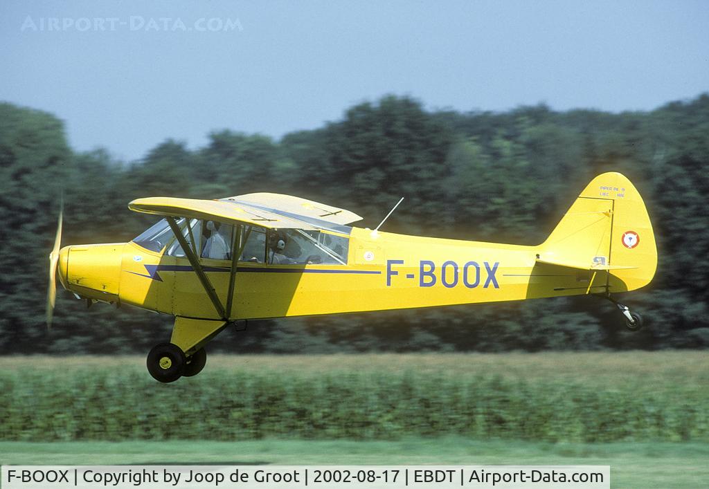 F-BOOX, Piper PA-19 Super Cub C/N 181616, This former French Army Piper Cub is now privately owned.