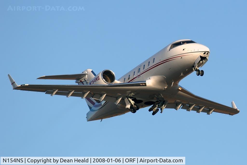 N154NS, 1994 Canadair Challenger 601-3R (CL-600-2B16) C/N 5169, Norfolk Southern Railway Company 1994 Canadair Challenger N154NS climbing out from RWY 23.