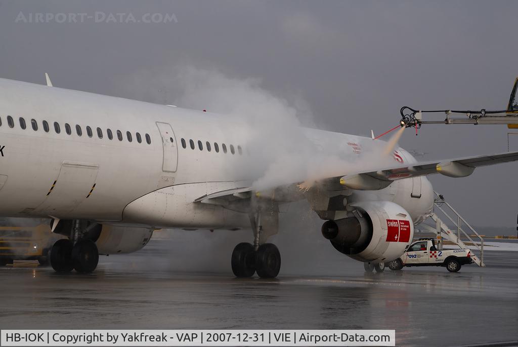 HB-IOK, 1999 Airbus A321-111 C/N 987, Swiss Airbus A321