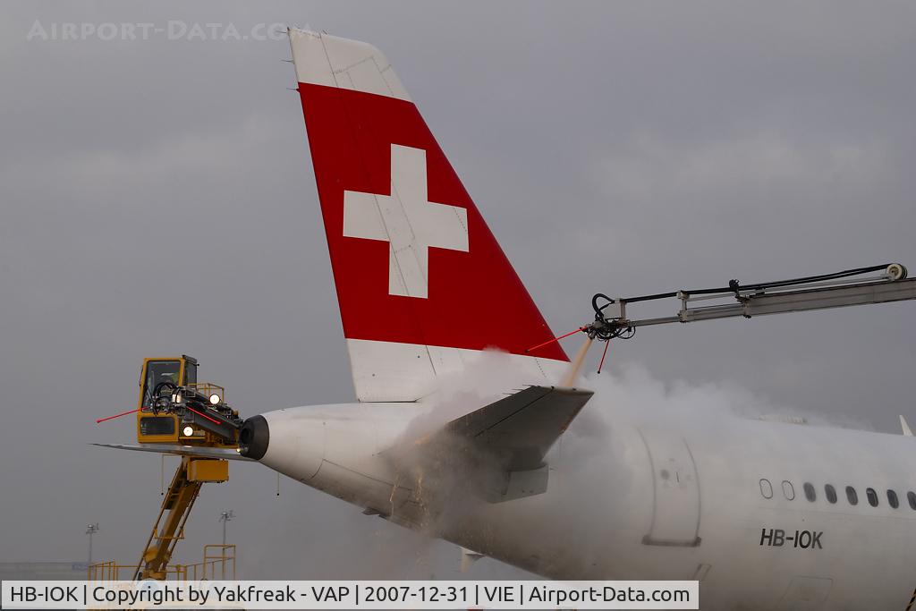 HB-IOK, 1999 Airbus A321-111 C/N 987, Swiss Airbus A321