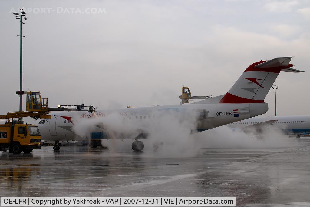 OE-LFR, 1996 Fokker 70 (F-28-0070) C/N 11572, Austrian Arrows Fokker 70