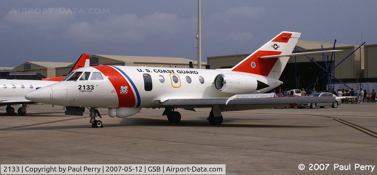 2133, Dassault HU-25C Guardian C/N 456, Coastie Falcon before the onrush of the crowds