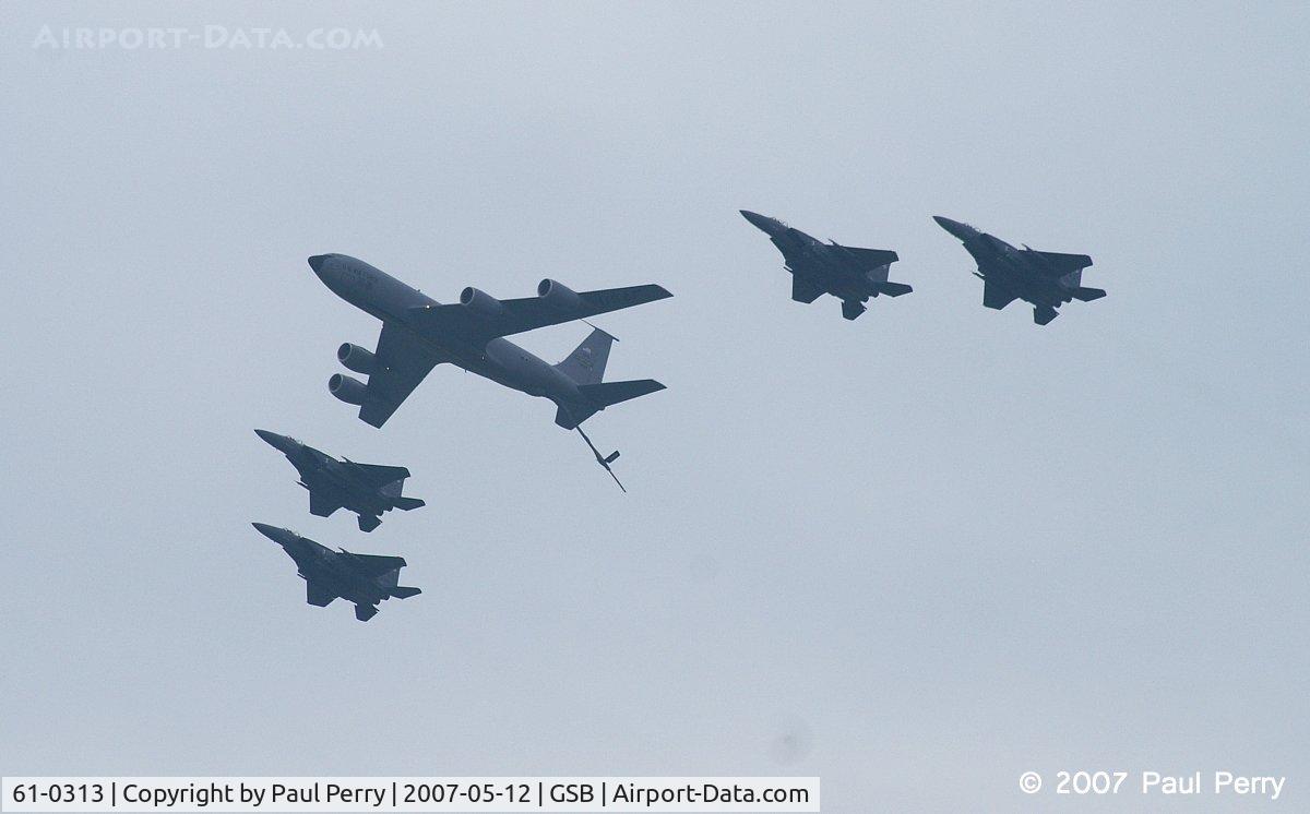 61-0313, 1961 Boeing KC-135R Stratotanker C/N 18220, The Mighty Stratotanker dragging four of the 4th Fighter Wing's Mudhens
