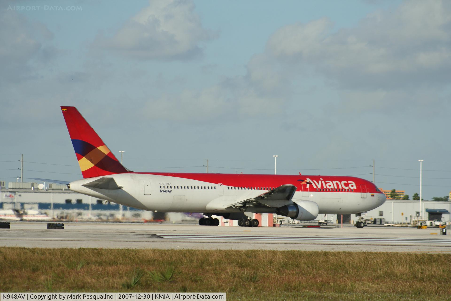 N948AV, 1991 Boeing 767-3Y0 C/N 24948, Boeing 767-300
