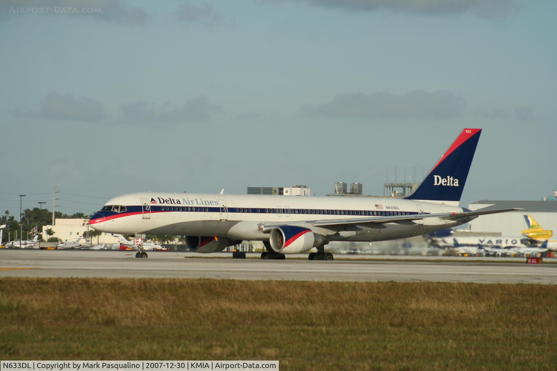 N633DL, 1987 Boeing 757-232 C/N 23614, Boeing 757-200