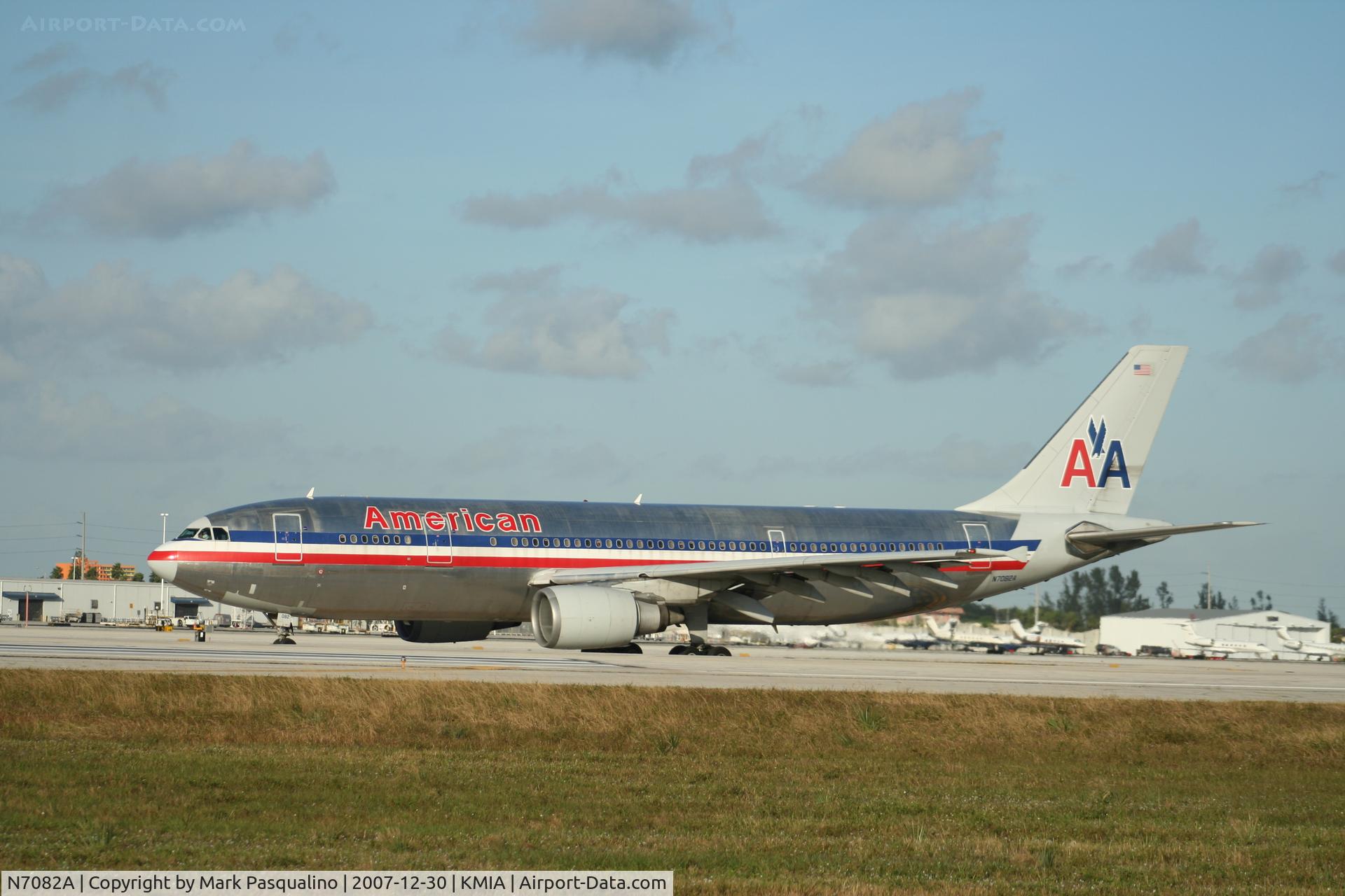 N7082A, 1992 Airbus A300B4-605R C/N 643, Airbus A300B4-605R