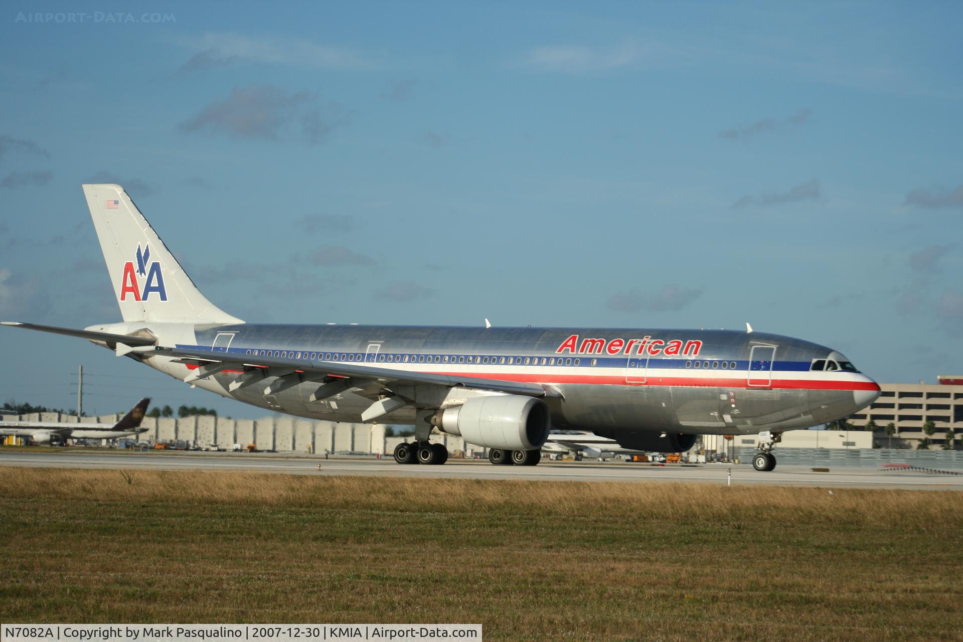 N7082A, 1992 Airbus A300B4-605R C/N 643, Airbus A300B4-605R