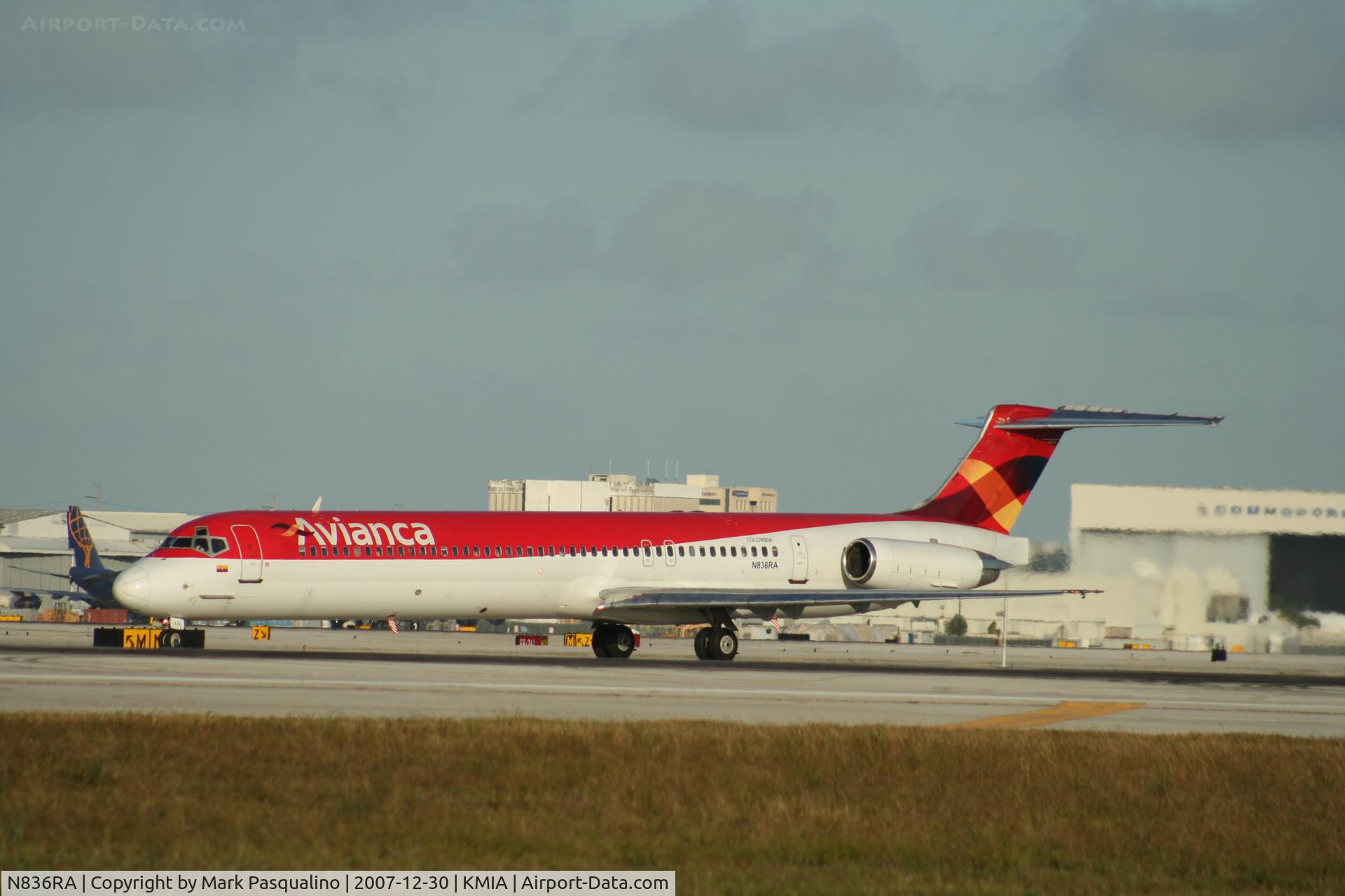 N836RA, 1990 McDonnell Douglas MD-83 (DC-9-83) C/N 53046, MD-83