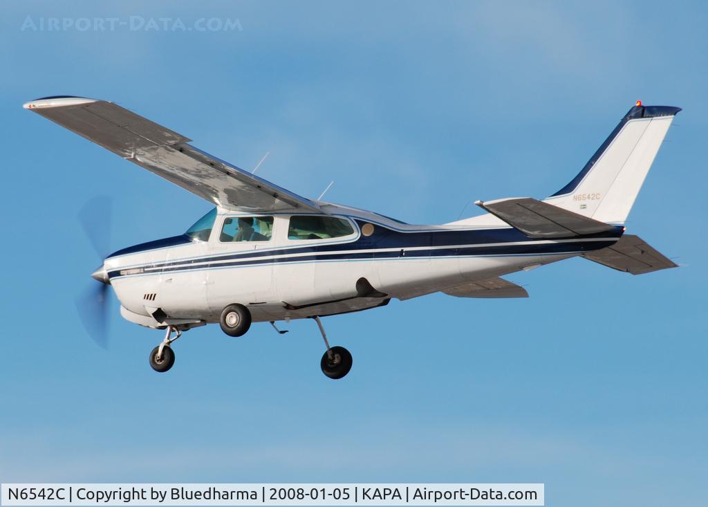N6542C, 1980 Cessna T210N Turbo Centurion C/N 21063913, Approach to 17L