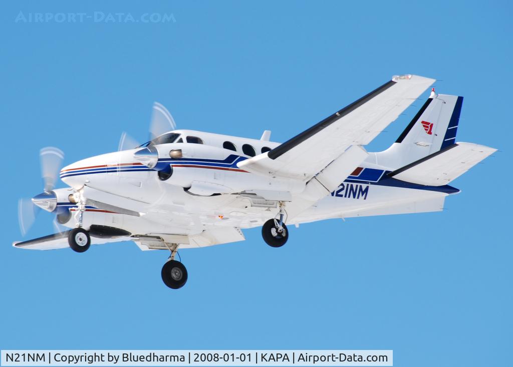 N21NM, Beech E-90 King Air C/N LW-336, Approach to 17L by Sevenbar