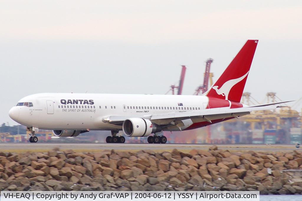 VH-EAQ, 1987 Boeing 767-238/ER C/N 23896, Qantas 767-200