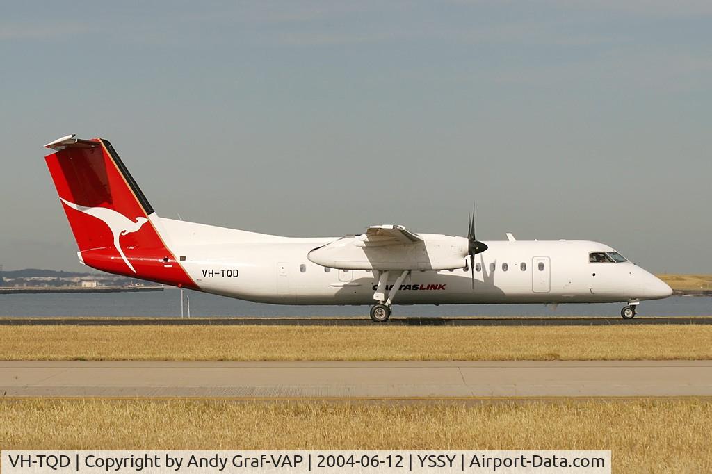 VH-TQD, 2004 De Havilland Canada DHC-8-315 Dash 8 C/N 598, Qantas Link DHC 8-300