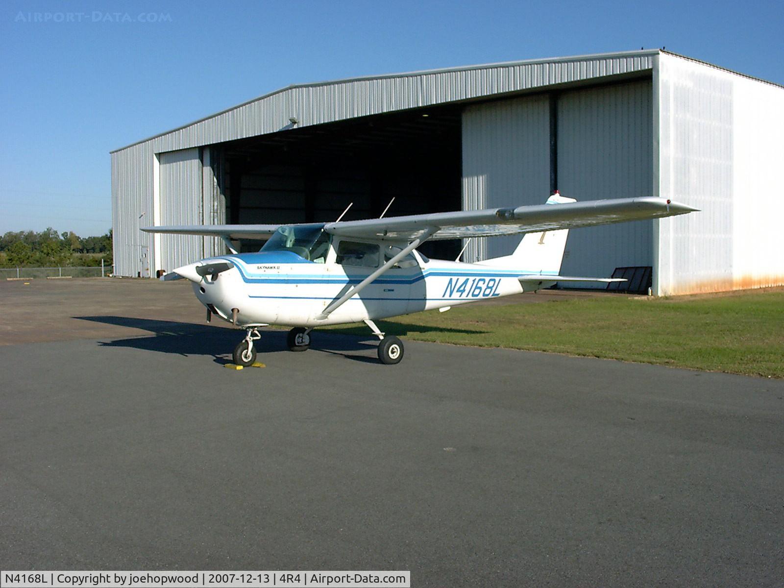 N4168L, 1966 Cessna 172G C/N 17254237, Nice December Day
