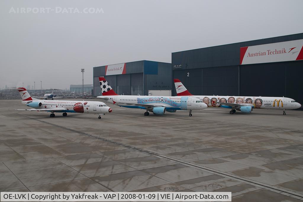 OE-LVK, 1992 Fokker 100 (F-28-0100) C/N 11397, Austrian Arrows Fokker 100 in Euro 2008 special colors