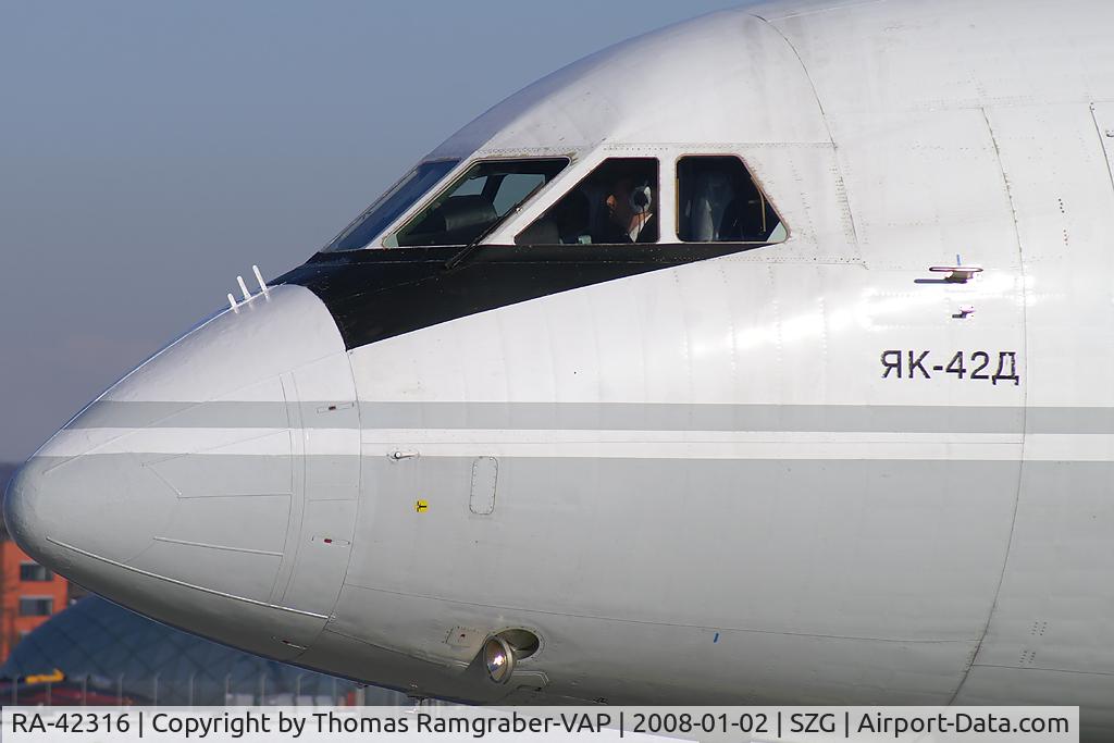 RA-42316, 1982 Yakovlev Yak-42D C/N 4520422202030, Saravia - Saratov Airlines Yakovlev 42