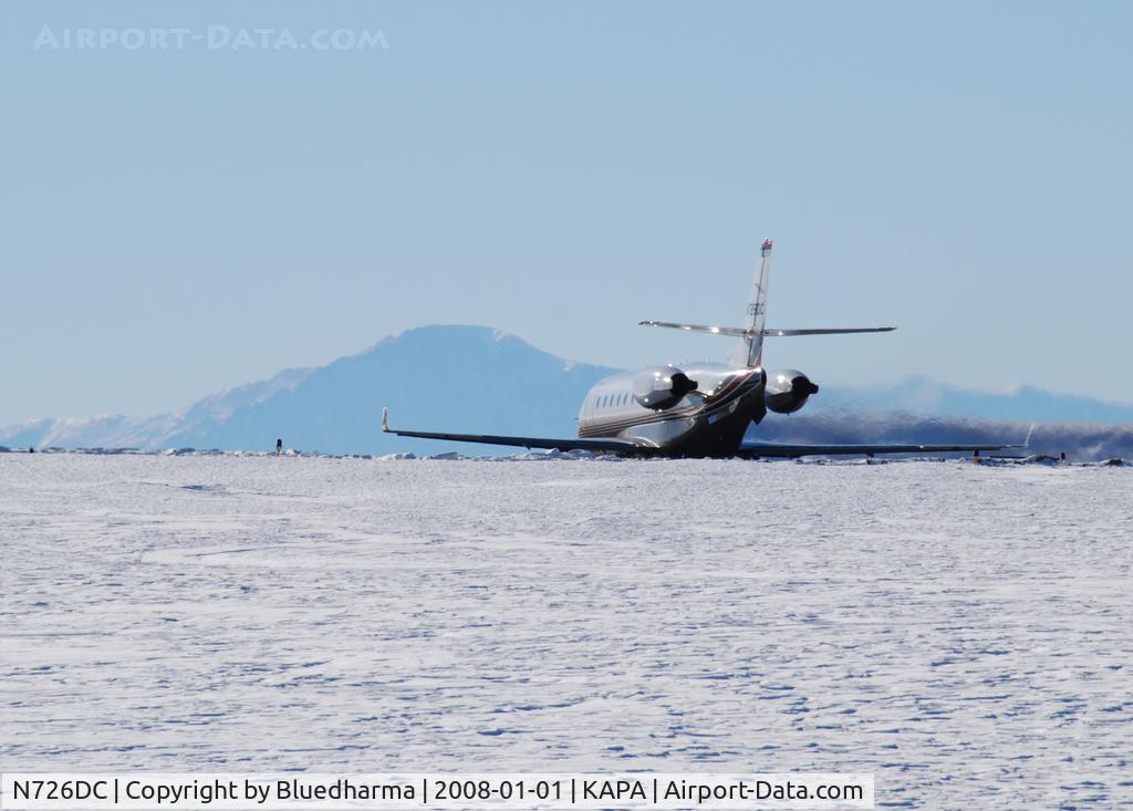 N726DC, 2002 Israel Aircraft Industries Gulfstream 200 C/N 058, Takeoff on 17L with Pikes Peak in the distance.