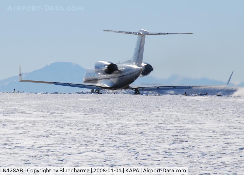 N128AB, 2002 Gulfstream Aerospace G-IV (G400) C/N 1501, Takeoff on 17L with Pikes Peak in the distance.