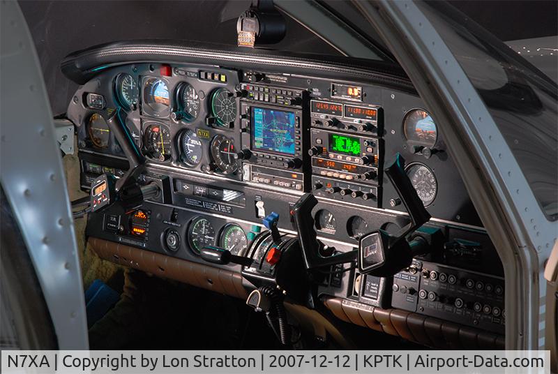 N7XA, 1981 Piper PA-32R-301T Turbo Saratoga C/N 32R-8229020, Instrument panel in N7XA