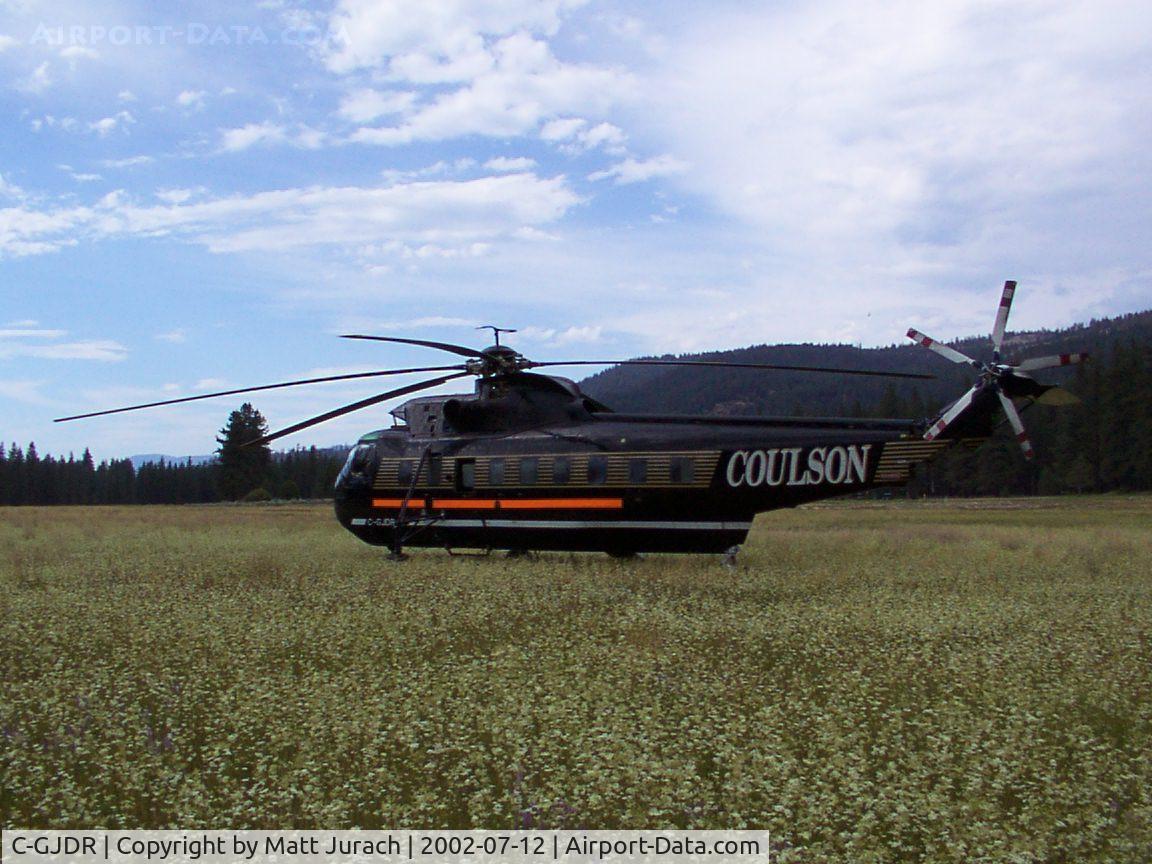 C-GJDR, 1968 Sikorsky S-61N C/N 61428, near Mohawk, CA