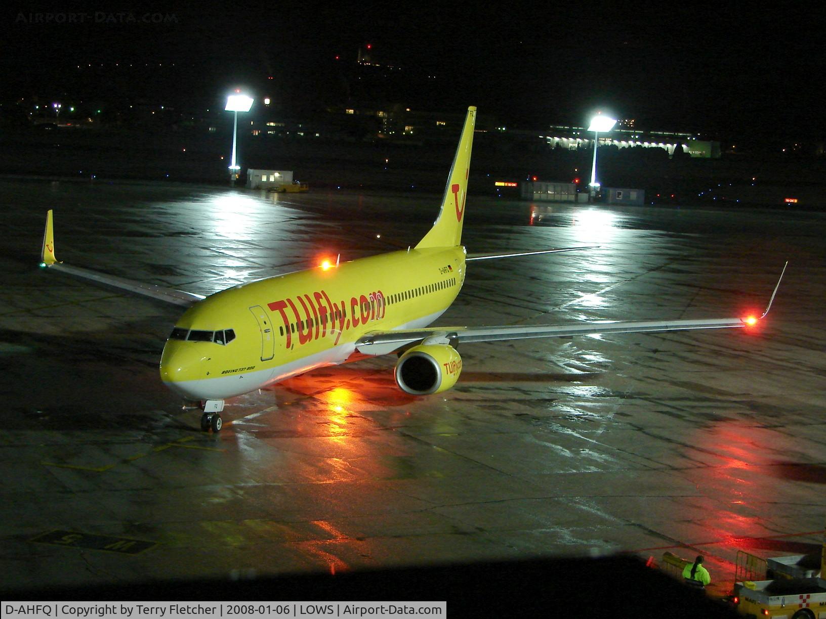 D-AHFQ, 2000 Boeing 737-8K5 C/N 27992, TUIfly's B737 de-iced and ready to taxi out from Salzburg