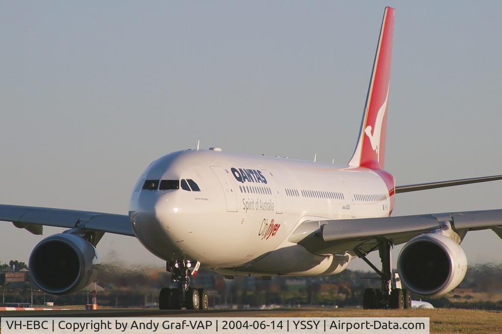 VH-EBC, 2002 Airbus A330-202 C/N 506, Qantas A330-200