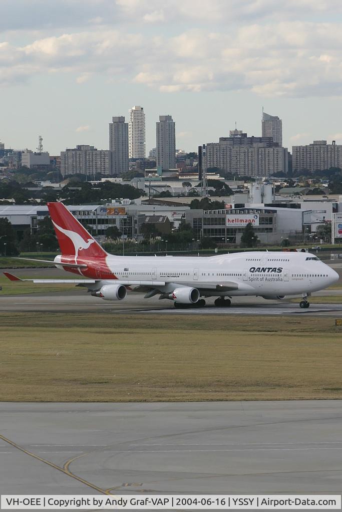 VH-OEE, 2002 Boeing 747-438/ER C/N 32909, Qantas 747-400