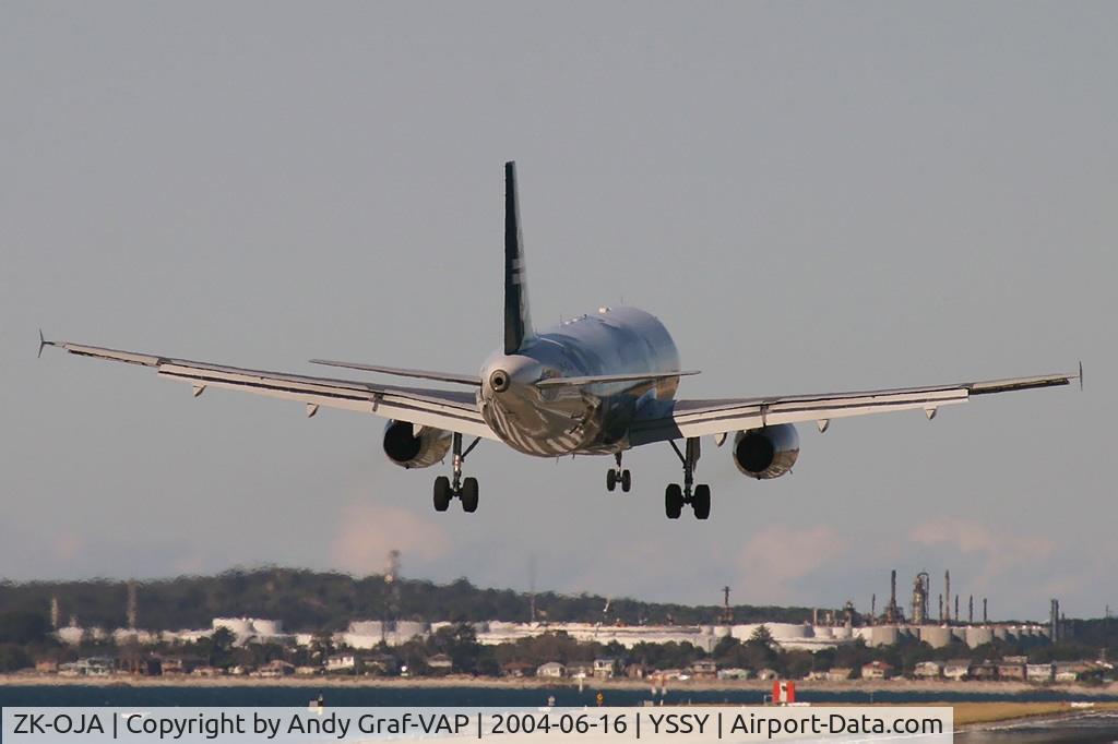 ZK-OJA, 2003 Airbus A320-232 C/N 2085, Air New Zealand A320