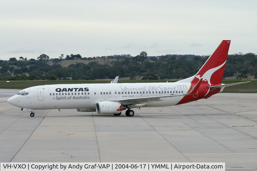 VH-VXO, 2002 Boeing 737-838 C/N 33485, Qantas 737-800