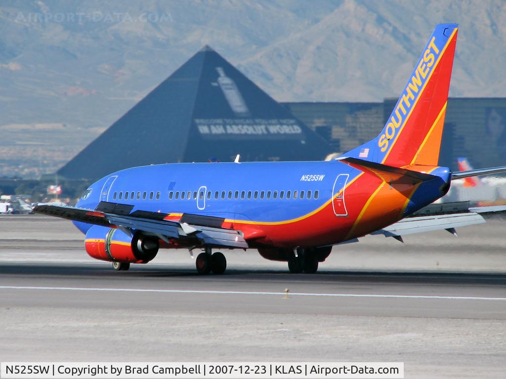 N525SW, 1992 Boeing 737-5H4 C/N 26567, Southwest Airlines / 1992 Boeing 737-5H4