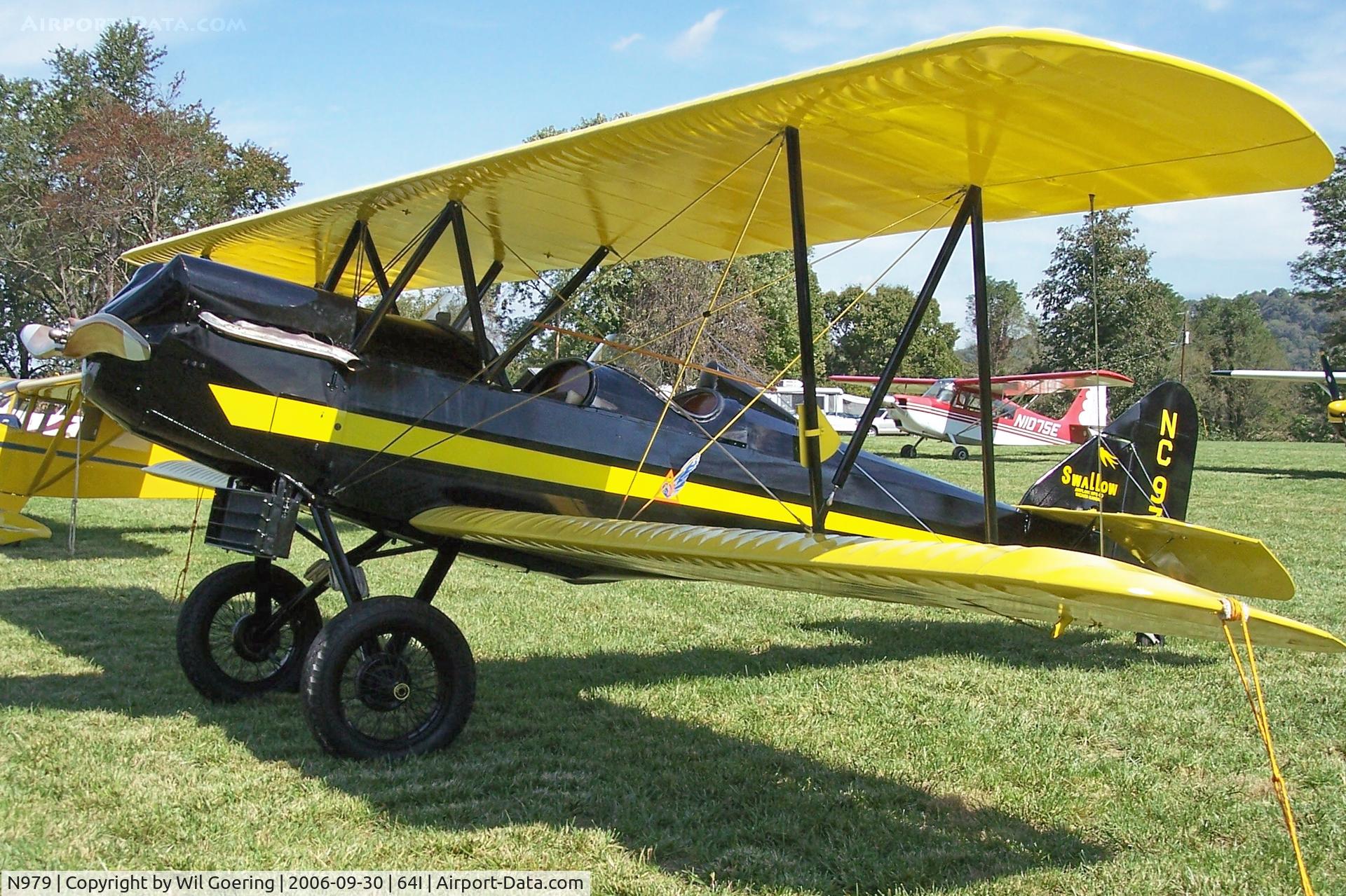 N979, 1927 Swallow Airplane Manufacturing Co J5 Swallow C/N 842, Lee Bottom Fly-in 2006