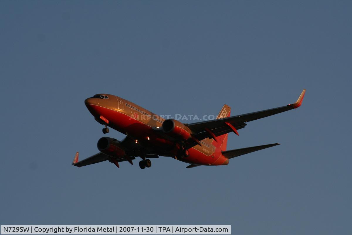 N729SW, 1999 Boeing 737-7H4 C/N 27861, Southwest