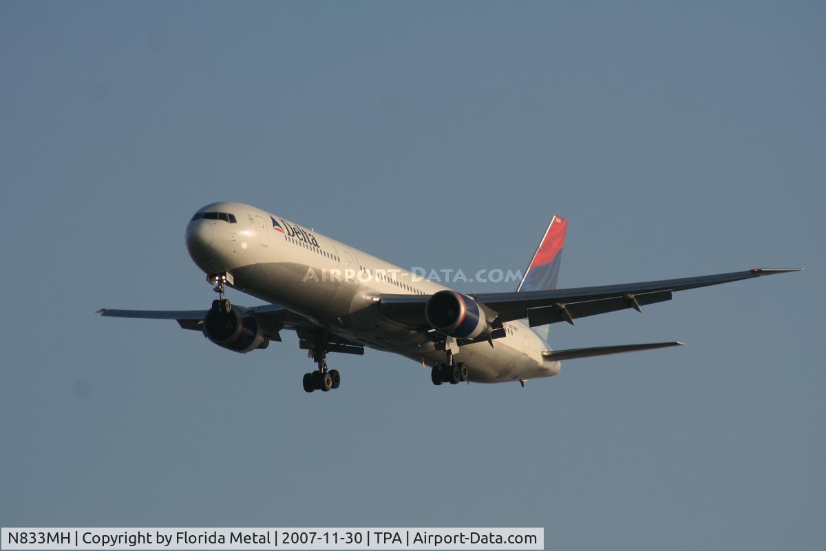 N833MH, 2000 Boeing 767-432/ER C/N 29706, Delta
