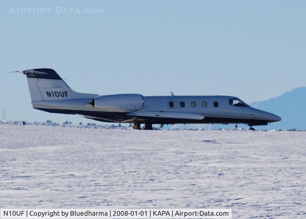 N10UF, 1978 Gates Learjet 35A C/N 166, Cleared for takeoff on 17L.