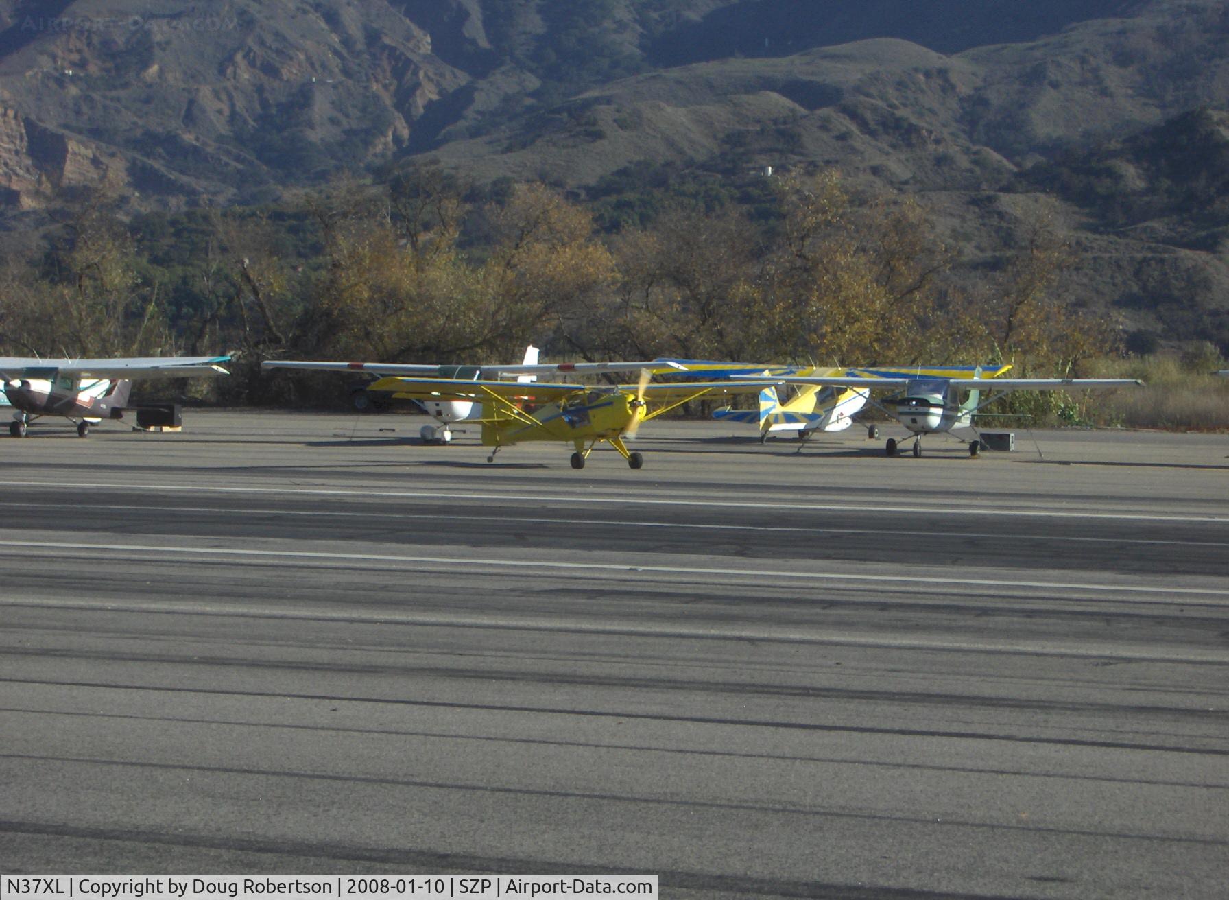 N37XL, 1997 Skystar Kitfox XL C/N BCX002, 1997 Beckett KITFOX XL, Rotax 912 100 Hp, warmup taxi