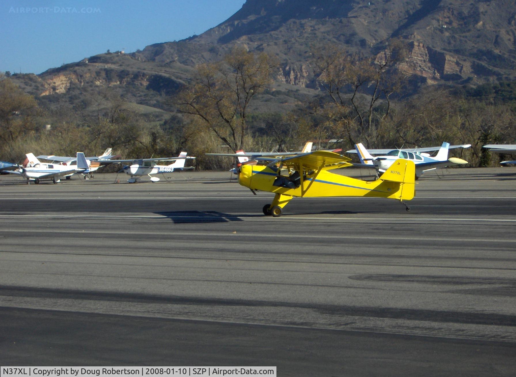 N37XL, 1997 Skystar Kitfox XL C/N BCX002, 1997 Beckett KITFOX XL. Rotax 912 100 Hp, taxi turn to Rwy 22