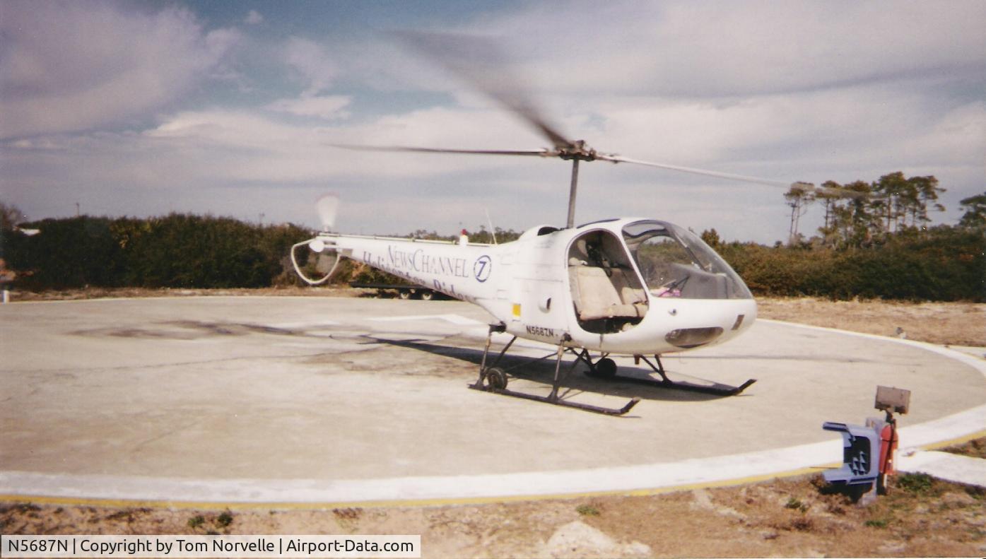 N5687N, 1979 Enstrom F-28C C/N 463-2, Paradise Helicopters, Panama City Beach, FL.