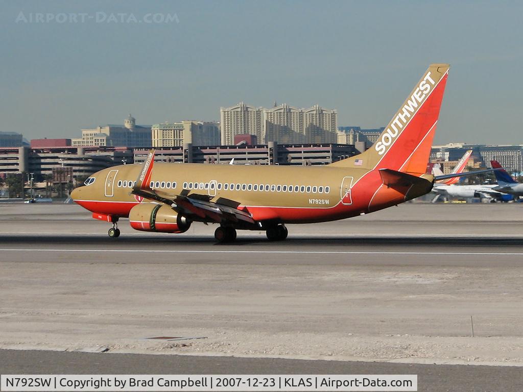 N792SW, 2000 Boeing 737-7H4 C/N 27887, Southwest Airlines / 2000 Boeing 737-7H4
