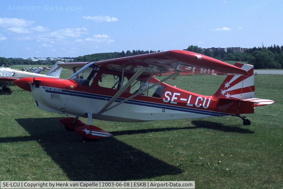 SE-LCU, 1999 American Champion 8KCAB Super Decathlon C/N 832-99, LinkÃ¶pings Flygklubb Decathlon at Barkarby, Sweden
