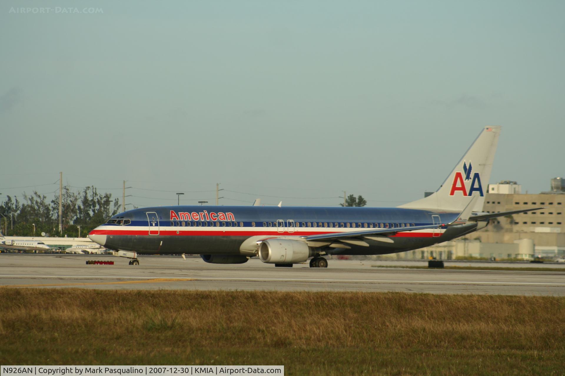 N926AN, 2000 Boeing 737-823 C/N 29527, Boeing 737-800